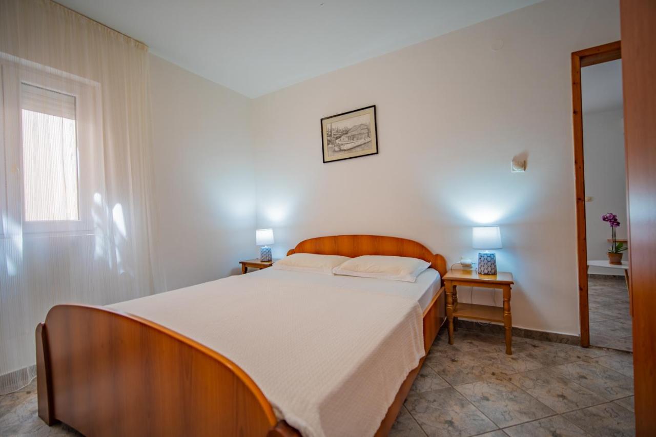Apartments Novo Mulo Tivat Exterior foto