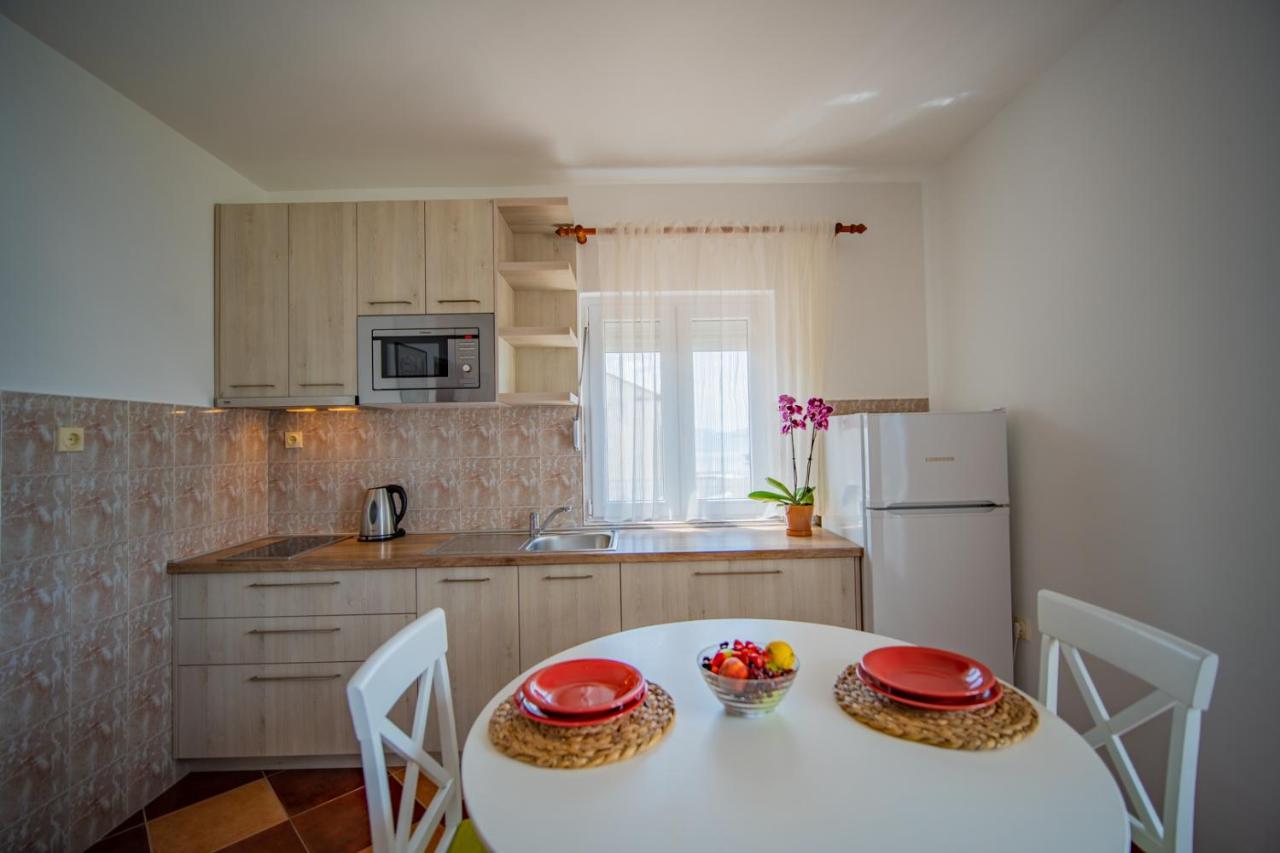 Apartments Novo Mulo Tivat Exterior foto